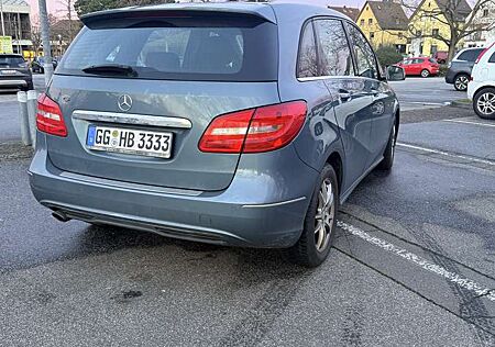 Mercedes-Benz B 180 (246.242)