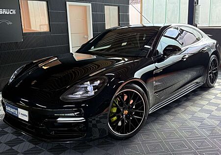 Porsche Panamera 4 E-Hybrid