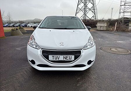 Peugeot 208 Access Tempomat