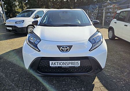 Toyota Aygo (X) Play
