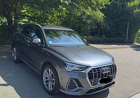 Audi Q3 45 TFSI quattro S tronic line