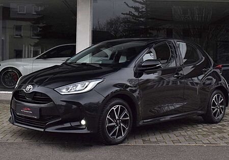 Toyota Yaris 1.5 AUT. SONDEREDITON KAMERA! CARPLAY ACC