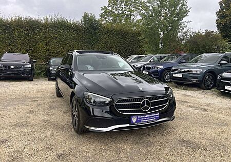 Mercedes-Benz E 220 d 4M ACC+PANO-SD+AHK+HEAD-UP+360°+MULTIBEAM-LED