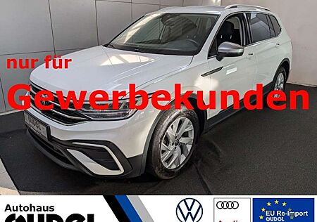 VW Tiguan Allspace Volkswagen Life 2.0 TDI DSG AHK Standh. ACC