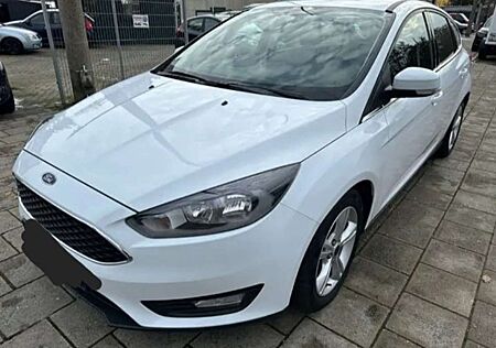 Ford Focus 1.0 EcoBoost Start-Stopp-System Business Edition