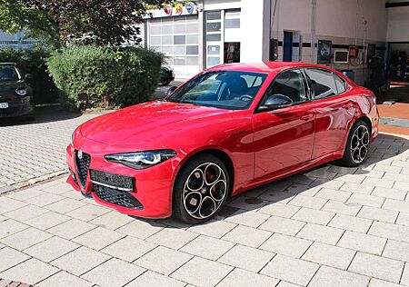 Alfa Romeo Giulia Competizione Q4 MATRIX-LED Garan.10-2027