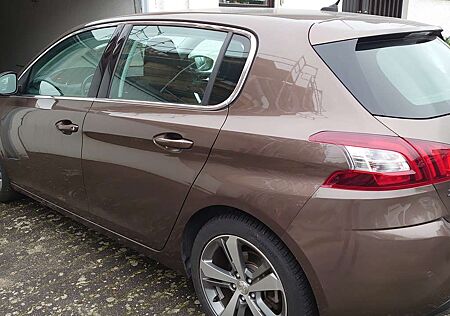 Peugeot 308 120 VTi Active