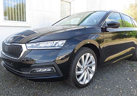 Skoda Octavia Combi DSG Style iV *NAVI/LED/SD/SHG*