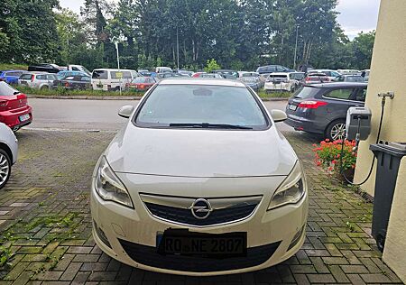 Opel Astra Fließheck 5-Türer 1.4 Turbo 150 Jahre