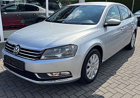 VW Passat Volkswagen Lim. Comfortline BlueMotion