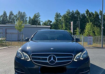 Mercedes-Benz E 300 BlueTec 7G-Tronic Avantgarde