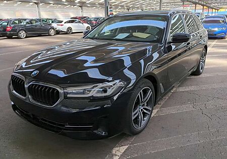 BMW 530 d xDrive Pano H&K SHZ AHK LED ACC Leder