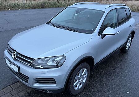 VW Touareg Volkswagen V6 TDI Leder Navi ACC Lane A. Totw. Ahk