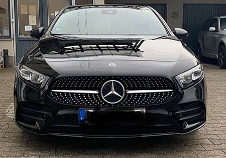 Mercedes-Benz A 220 4Matic 7G-DCT AMG Line MBUX Ambiente
