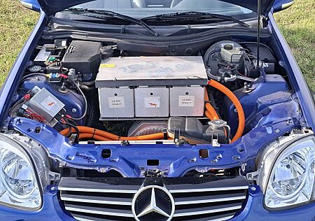 Mercedes-Benz SLK AMG Elektro-Umbau Restomod