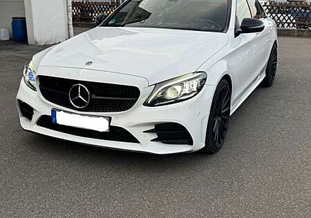 Mercedes-Benz C 300 d 9G-TRONIC AMG*Line*WIDE*PANO*COMAND*19“Sommer*