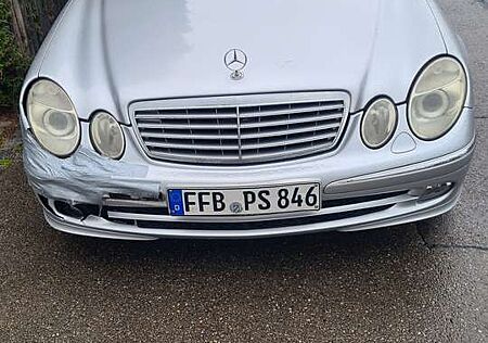 Mercedes-Benz E 240 Elegance