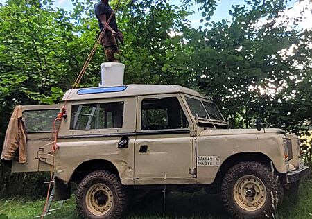 Land Rover Series Santana Especial
