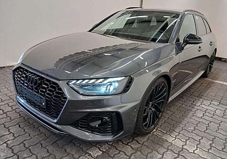 Audi RS4 AVANT BLACK MTRX/ACC/HuD/PANO/RS-AGA/280KMH