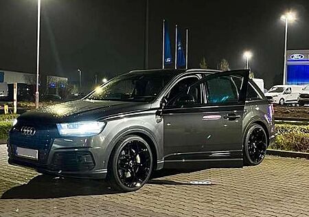 Audi Q7 3.0 TDI Quattro S-LINE /PANO/360‘/BOSE/Felgen RS