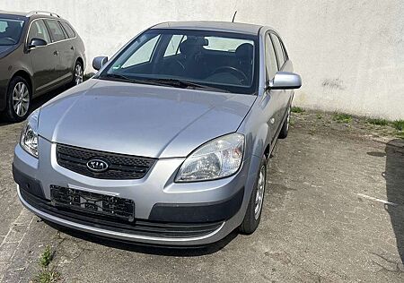 Kia Rio 1.4 EX Top