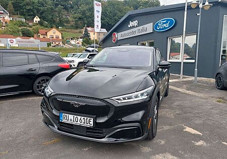 Ford Mustang Mach-E Panoramadach/Technologiepaket