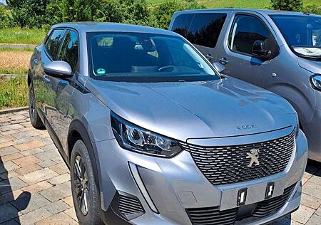 Peugeot 2008 e- Activepack Sitzhz LED AndroidAuto CarPlay