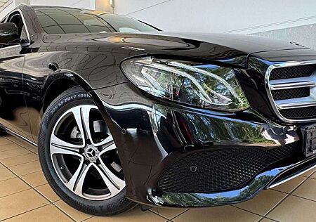 Mercedes-Benz E 220 d Avantgarde LED Kamera Tempo Ambiente Key-Go Navi