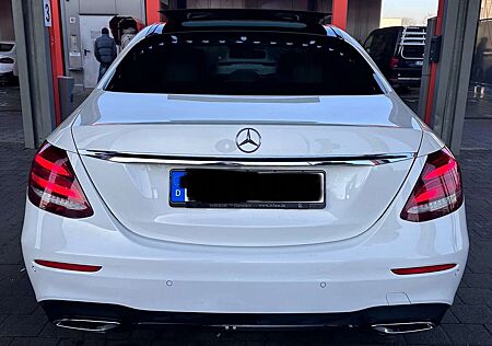 Mercedes-Benz E 220 d 9G-TRONIC AMG Line