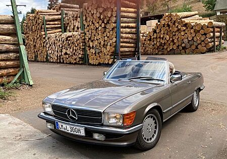 Mercedes-Benz SL 300