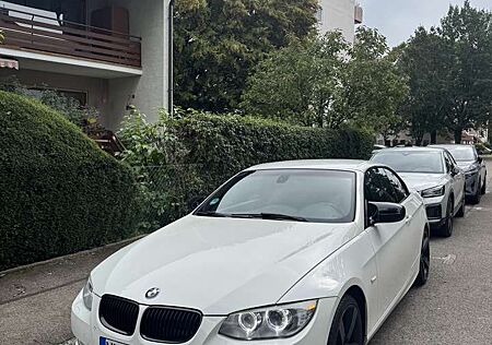BMW 330i 330 Cabrio Aut.