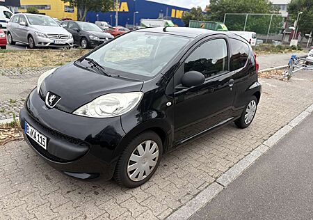 Peugeot 107 70 Filou