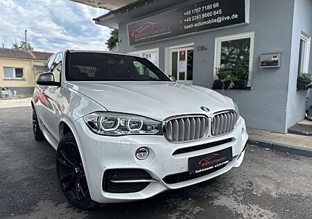 BMW X5 M50 d / Scheckheft