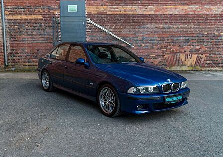 BMW M5 Facelift Le Mans Blau