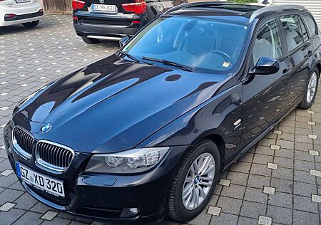 BMW 320d 320 xDrive Allrad Panorama BIXENON NAVI SH2. Hand