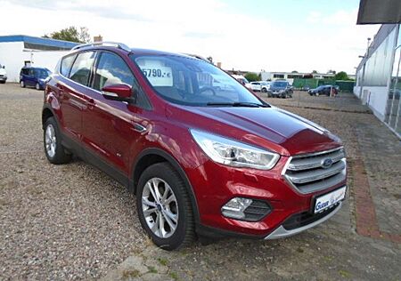 Ford Kuga 1.5 EcoBoost 4x4 Aut. Titanium , VOLLAUSSTATTUNG !