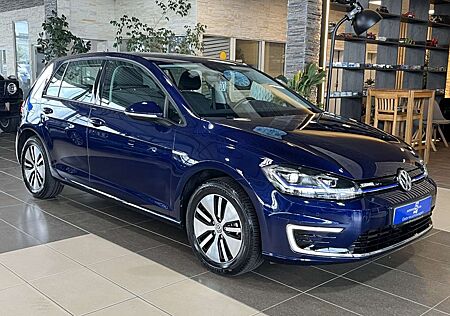 VW Golf Volkswagen e- LED R.Cam Navi PDC SHZ Sign-Assist.