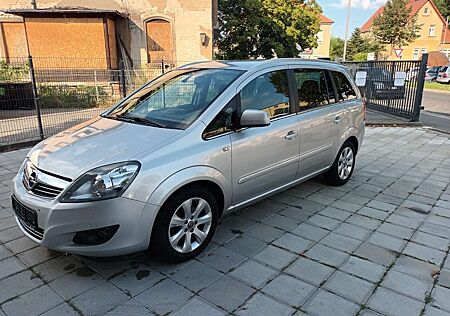 Opel Zafira 1.8 Family Plus