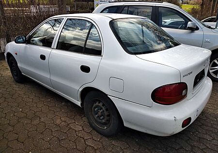 Hyundai Accent 1.4 GLS elek. FENSTERHEBER