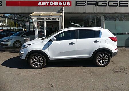 Kia Sportage Dream Team 4WD Automatik AHK