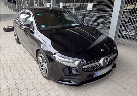 Mercedes-Benz A 200 d 4Matic 8G-DCT AMG/ACC/NAVI/SHZ/RFK/8Fa