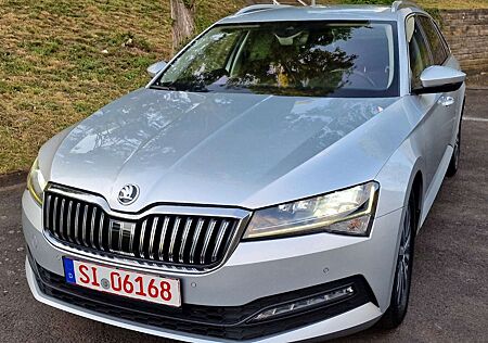 Skoda Superb Combi Ambition, 1HAND,DSG,KAM,DIGITAL,ACC