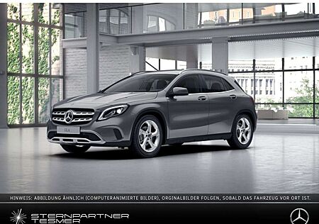 Mercedes-Benz GLA 220 d KAMERA+AHK+COMAND+SHZ+AUT+Distr+LED