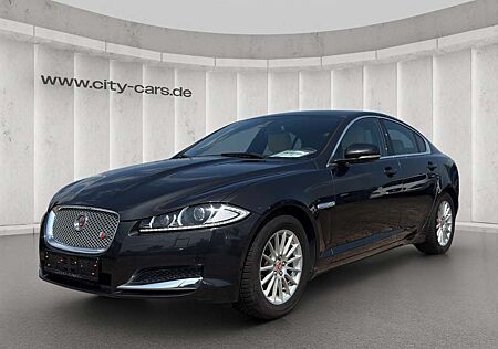 Jaguar XF 2.0 Turbo*Autom.*Xenon*Leder*PDC*AHK*ACC
