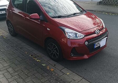 Hyundai i10 1.2 YES! Silver