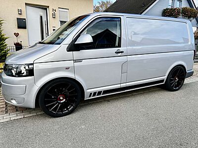 Volkswagen Bus Camper