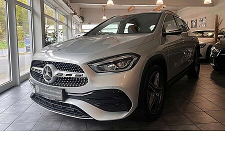 Mercedes-Benz GLA 200 AMG *MBUX *LED *Totwinkel *Ambientebel.