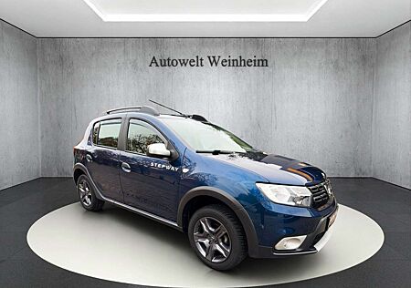 Dacia Sandero °II°STEPWAY°CELEBRATION°AHK°NAVI°KAM°AUT°