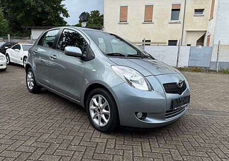 Toyota Yaris Klima, Alufelgen, Elktr. Fensterheber…