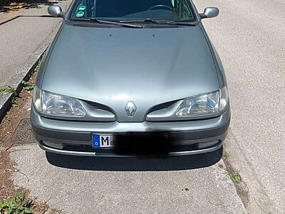 Renault Megane 1.4e